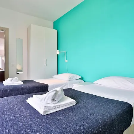 Guesthost - Vento House *